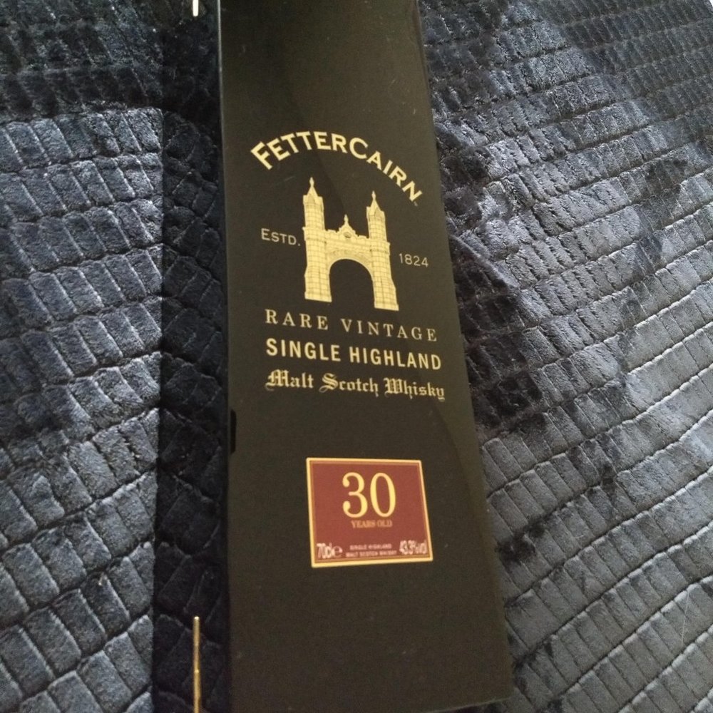 RARE Vintage Fettercairn scotch whisky lacquer box 30 year